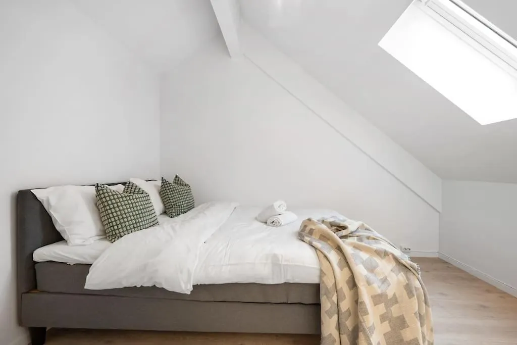 公寓 New! Well Eqipped Three Bedroom Penthouse! 卑爾根
